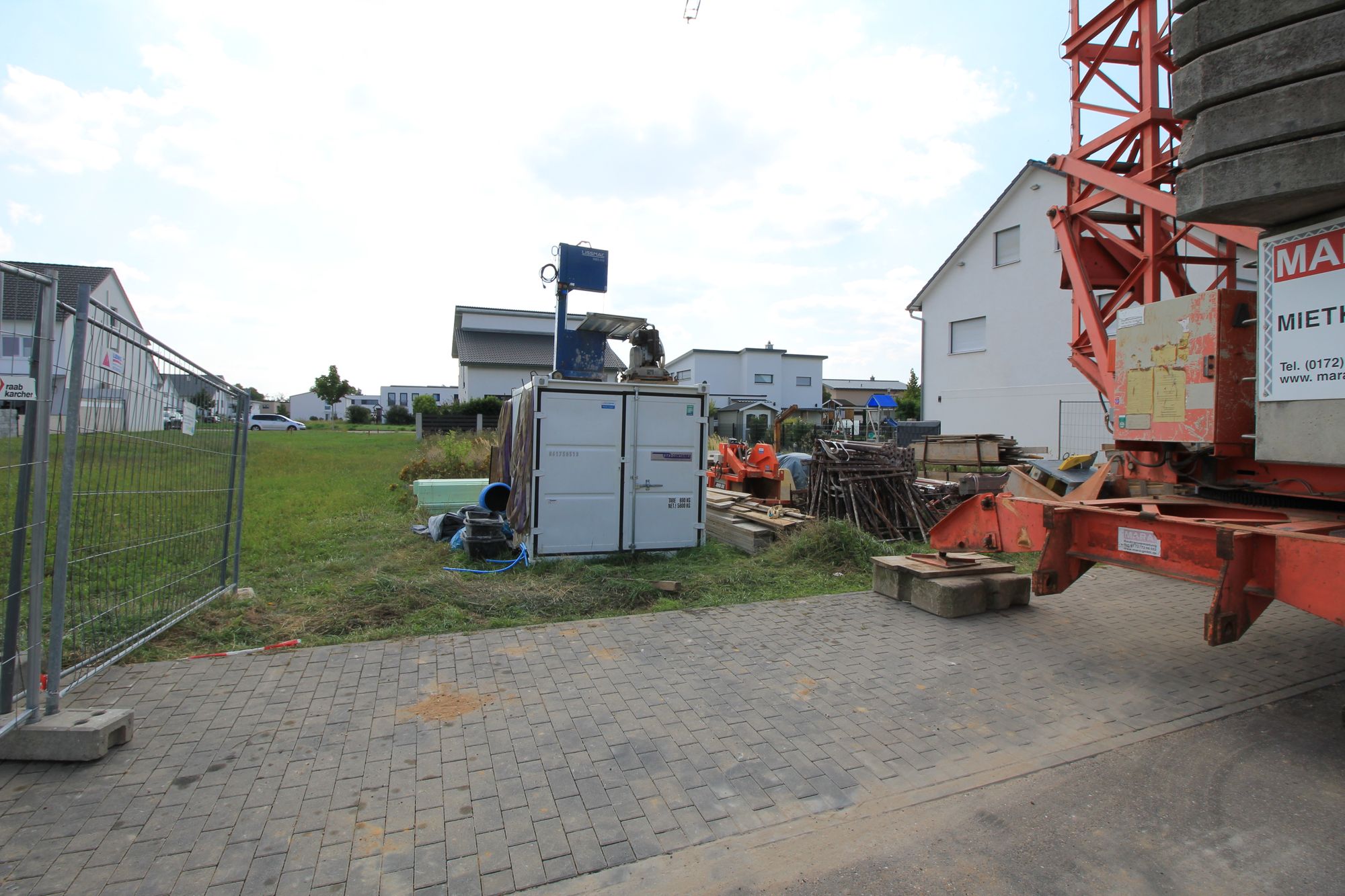 Nanu? Da steht ein Kran